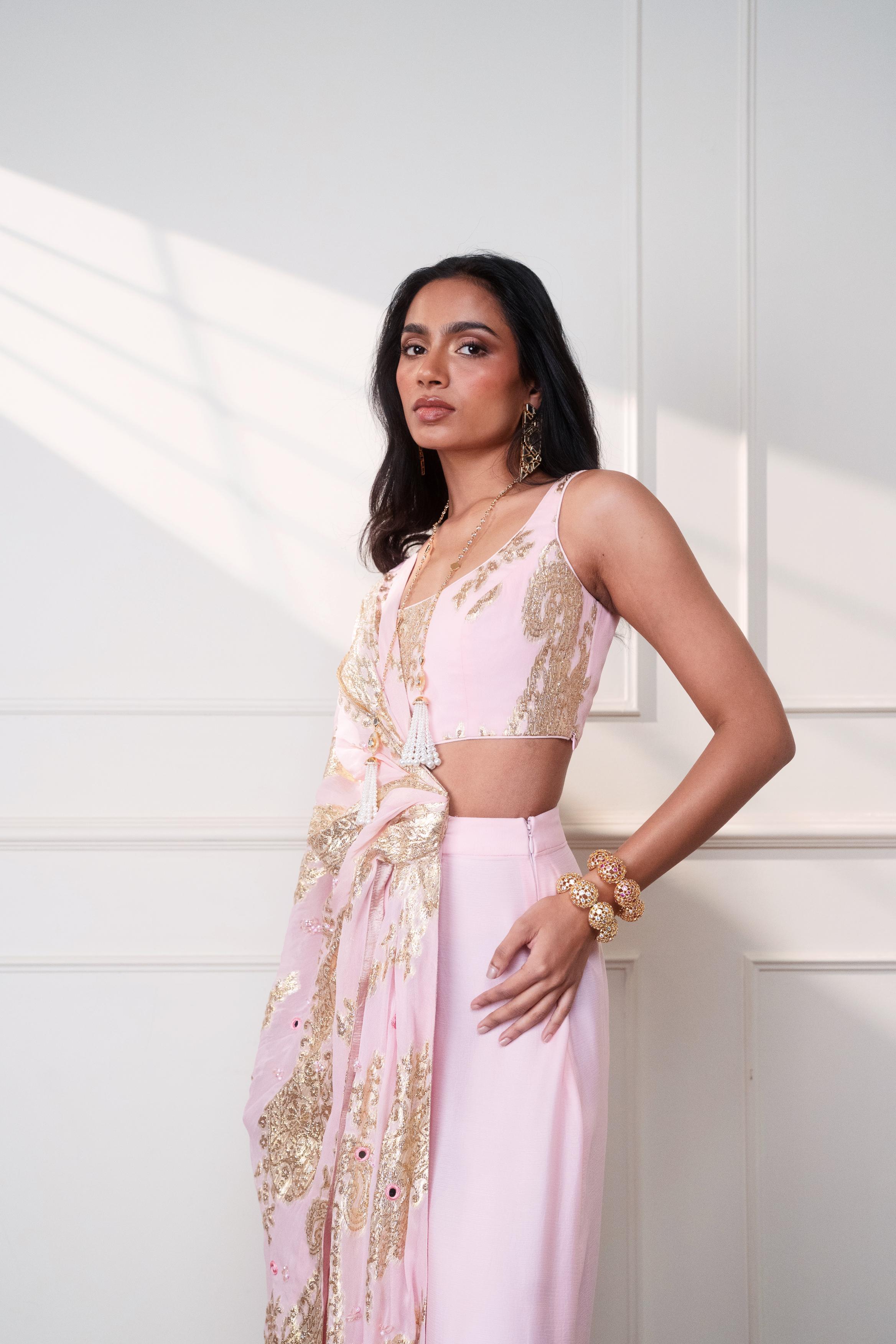 PETAL PAISLEY DRAPED SAREE