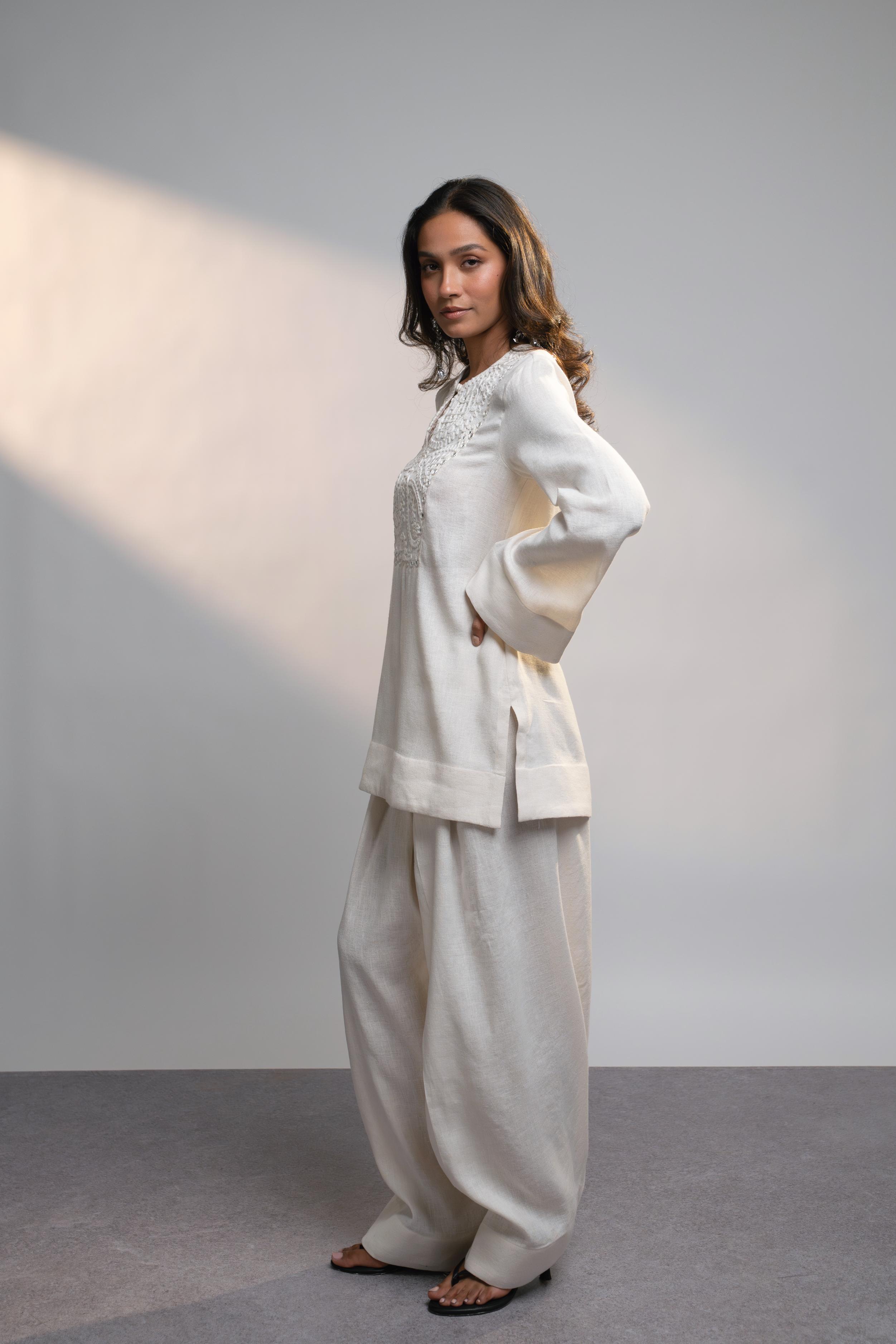 Summer Ivory Mirror Farsi Set