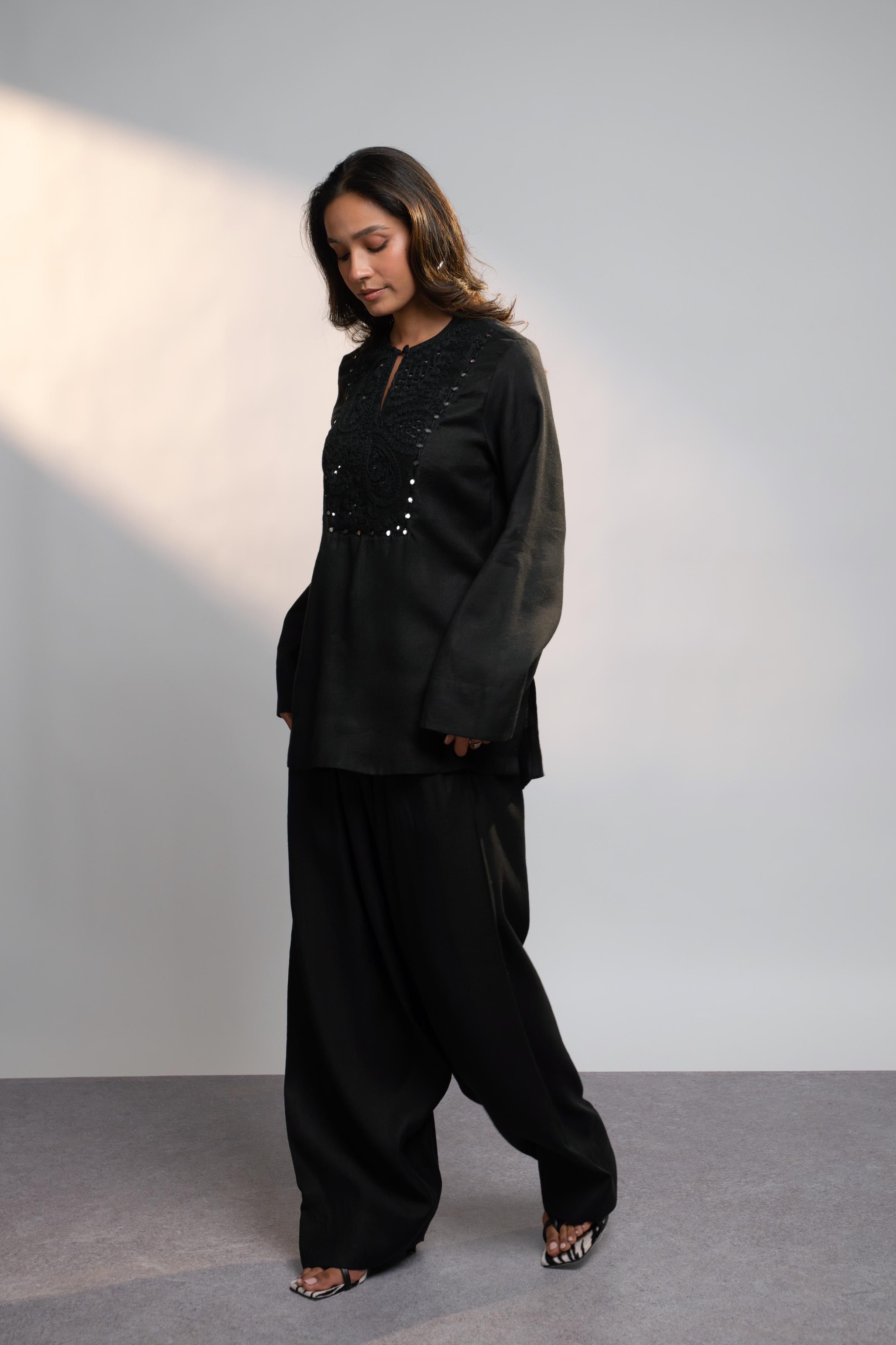 After Dark Mirror Farsi Set