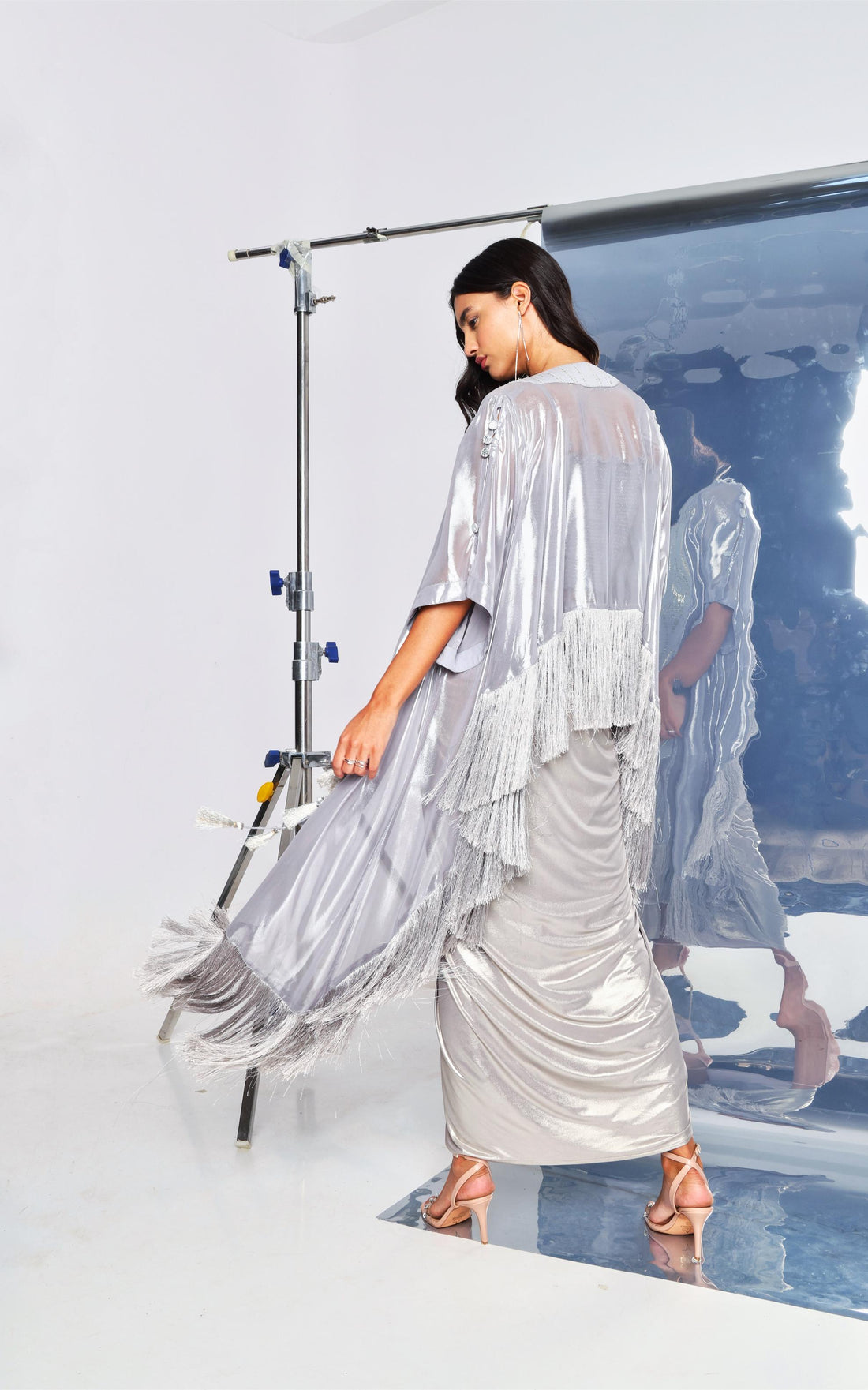 SILVER FRINGE DUSTER