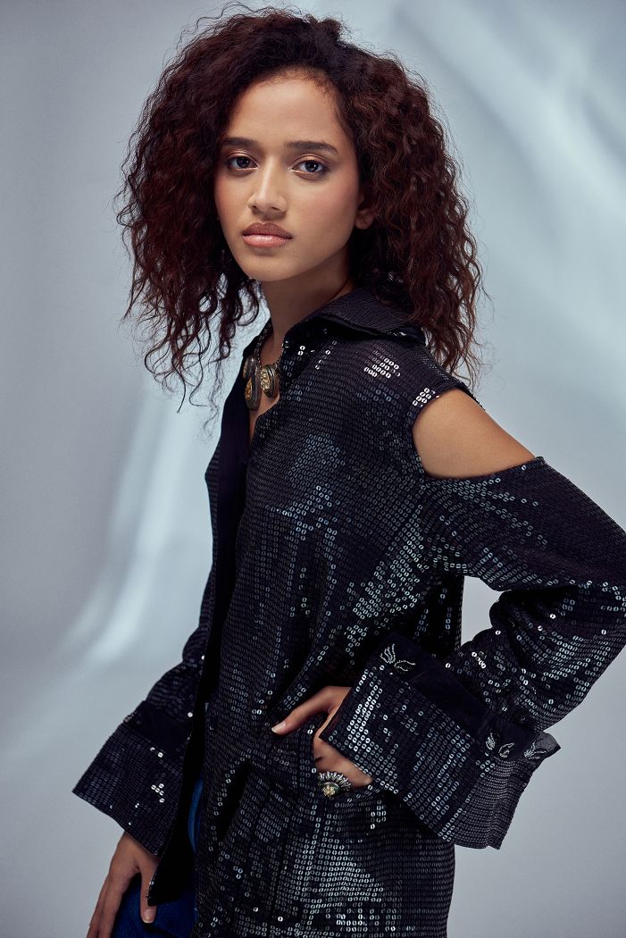 BLACK OVERSIZED COLD SHOULDER SEQUIN SHIRT